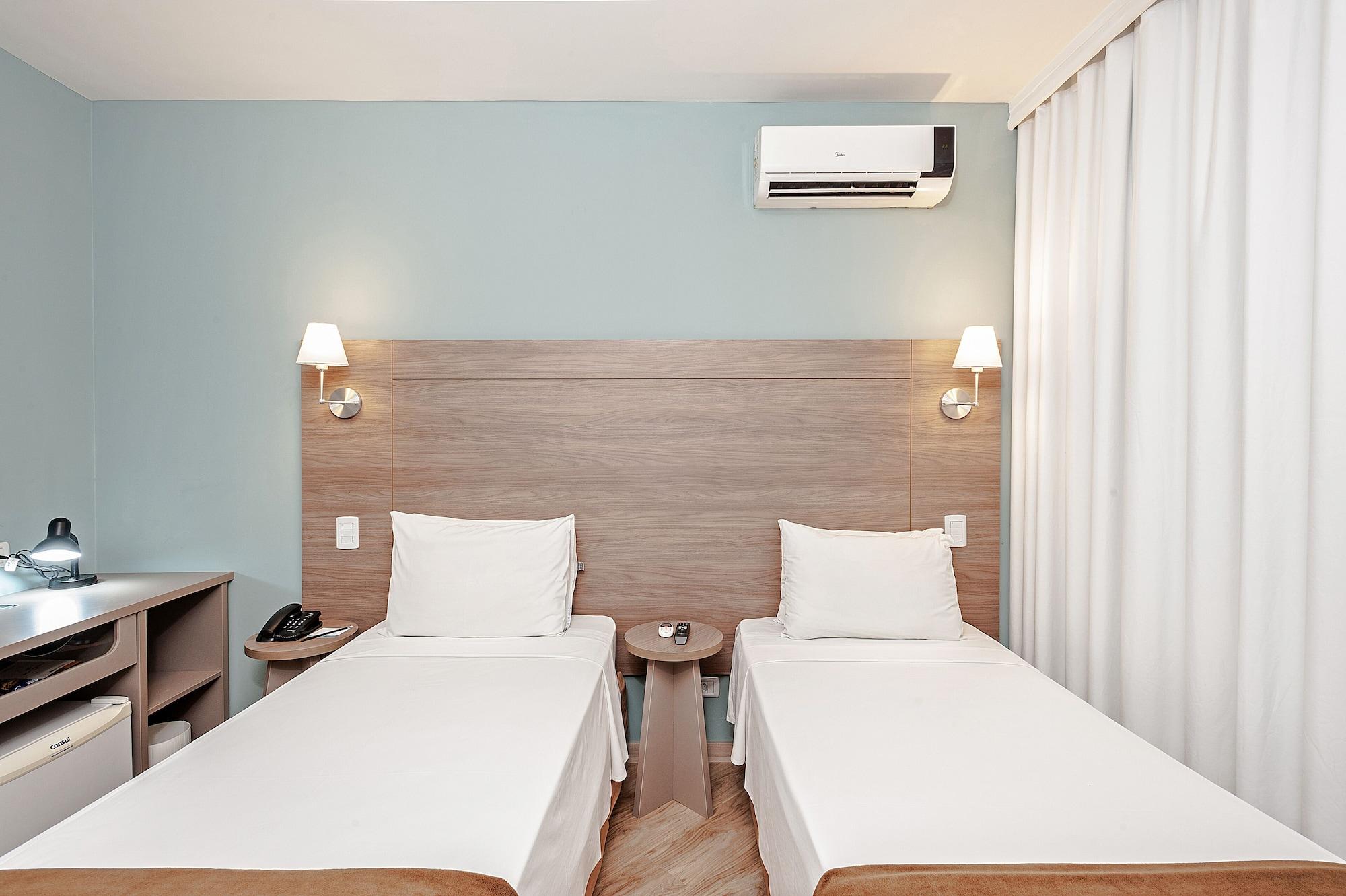 Slim Curitiba Alto Da XV Hotel Eksteriør billede