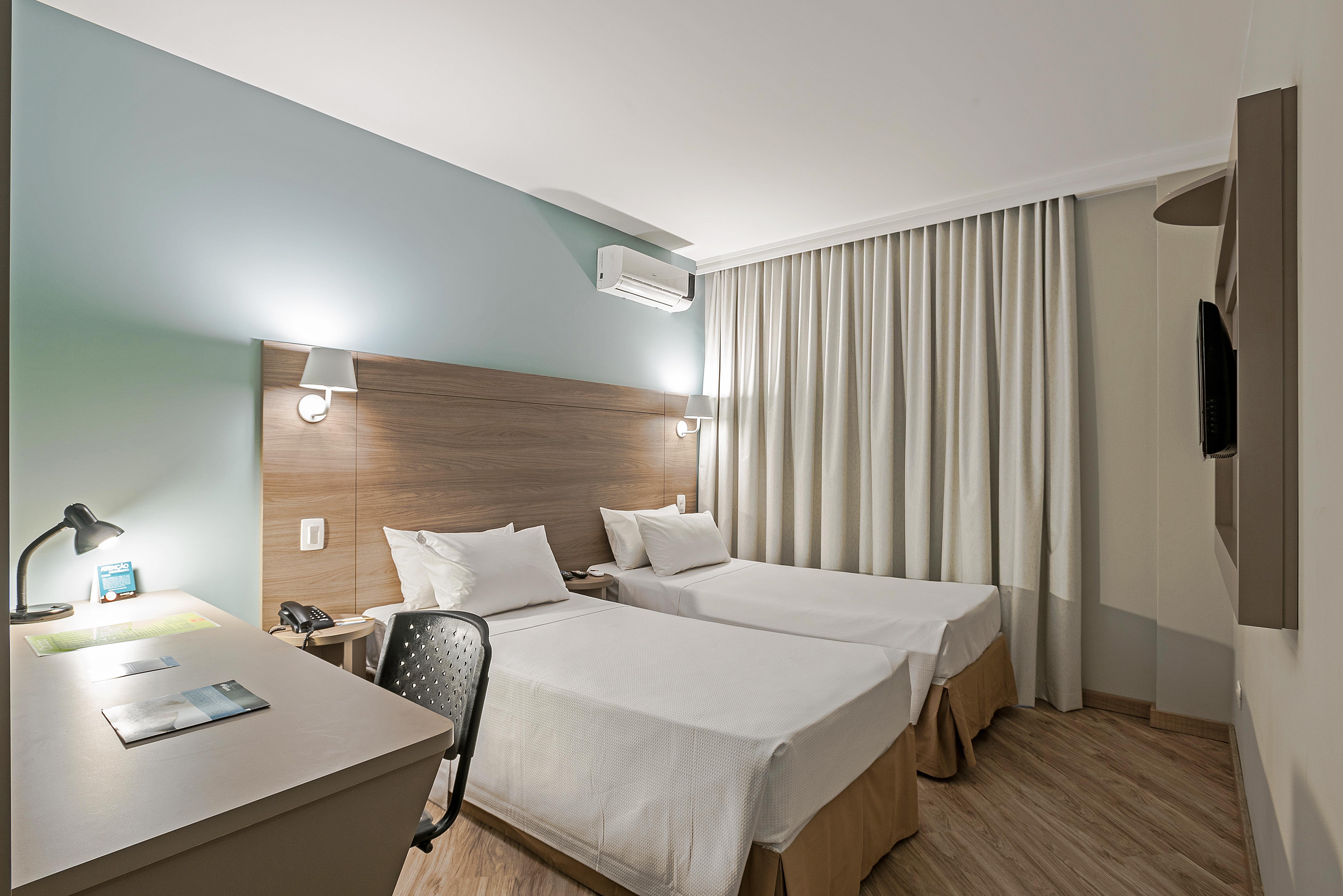 Slim Curitiba Alto Da XV Hotel Eksteriør billede